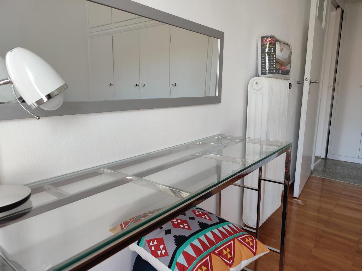 Vironos Extra Bright Apartment - Front Park And Monastery Athen Exterior foto